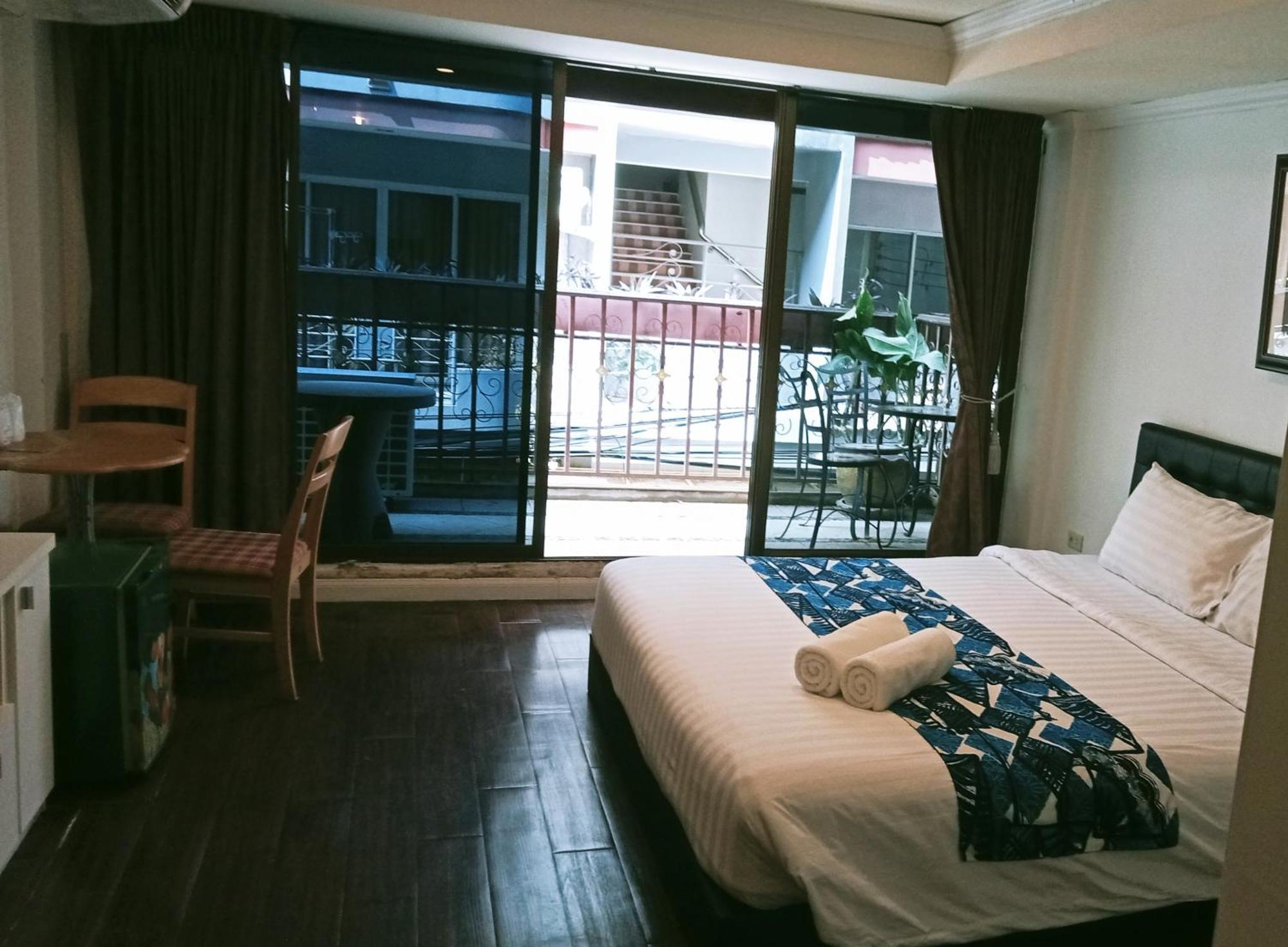 The L Hua Hin Hotel Exterior photo